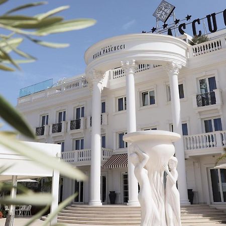 Hotel Villa Pascucci Durres Bagian luar foto